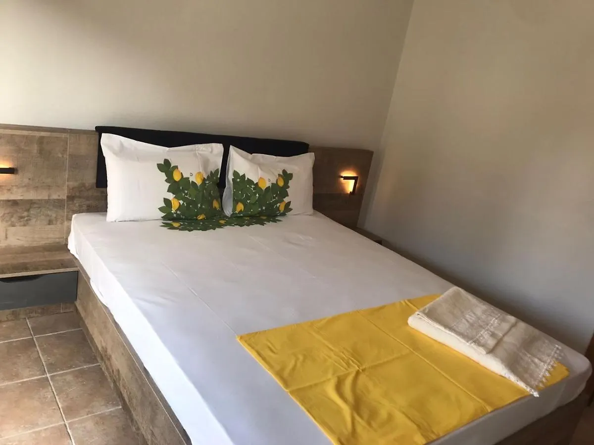 Amazing Villa With Views Sea In Палиури